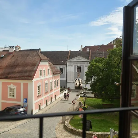 Apartman U Zamku Jindřichŭv Hradec Exterior photo